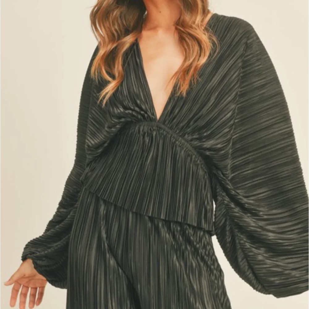 Miou Muse NWT pleated blouse